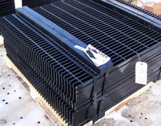 Galvanized steel grating